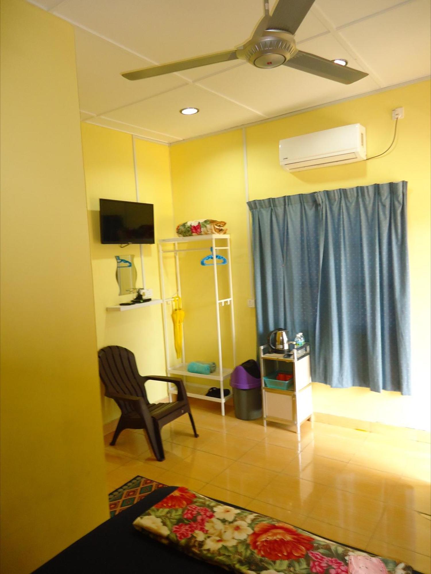 D'Pinggir Guest Room Kuala Tahan Kültér fotó